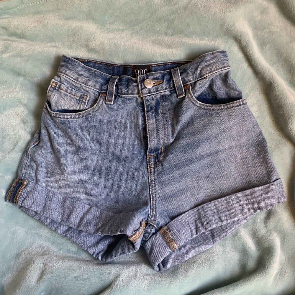 urban outfitter bdg high rise mom shorts